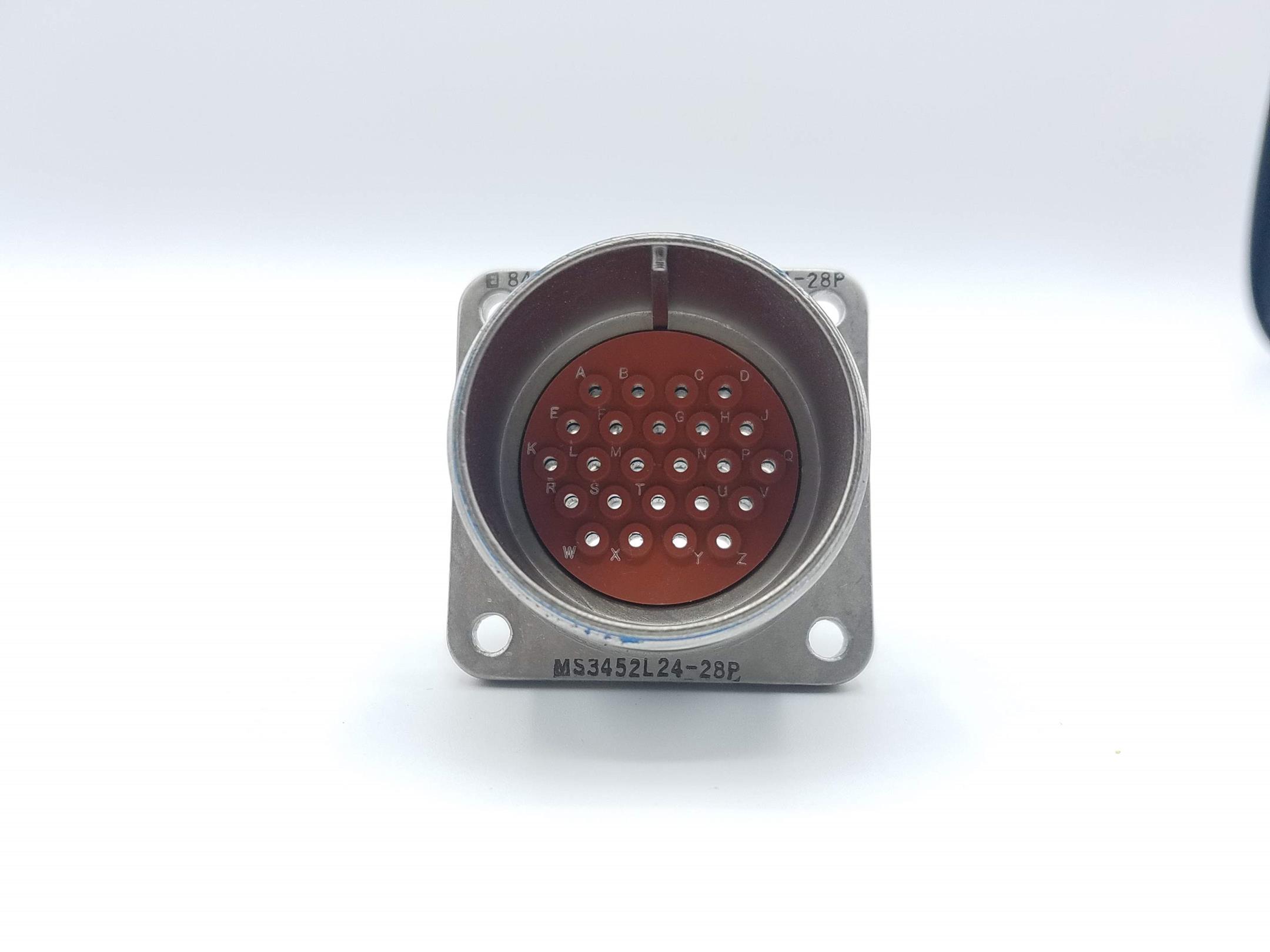 תמונה  של מספר מלאי לאומי 5935-01-067-7894